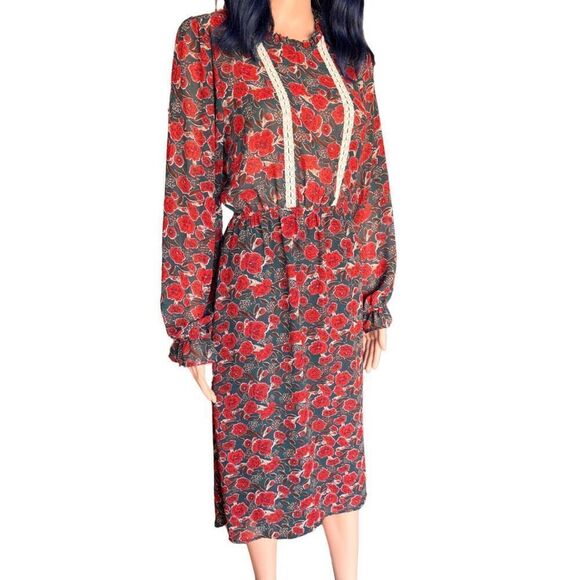 Hayden Los Angeles Green Red Floral Midi Dress Size Medium Cottagecore - Picture 3 of 6